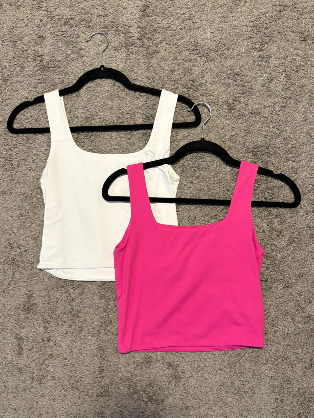 Francesca's Collections Pink & White Scoop Neck Tank Tops